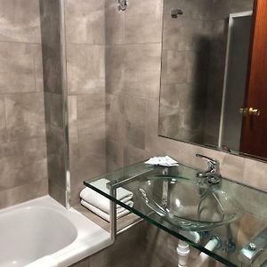 Double Room 2 Extra Beds